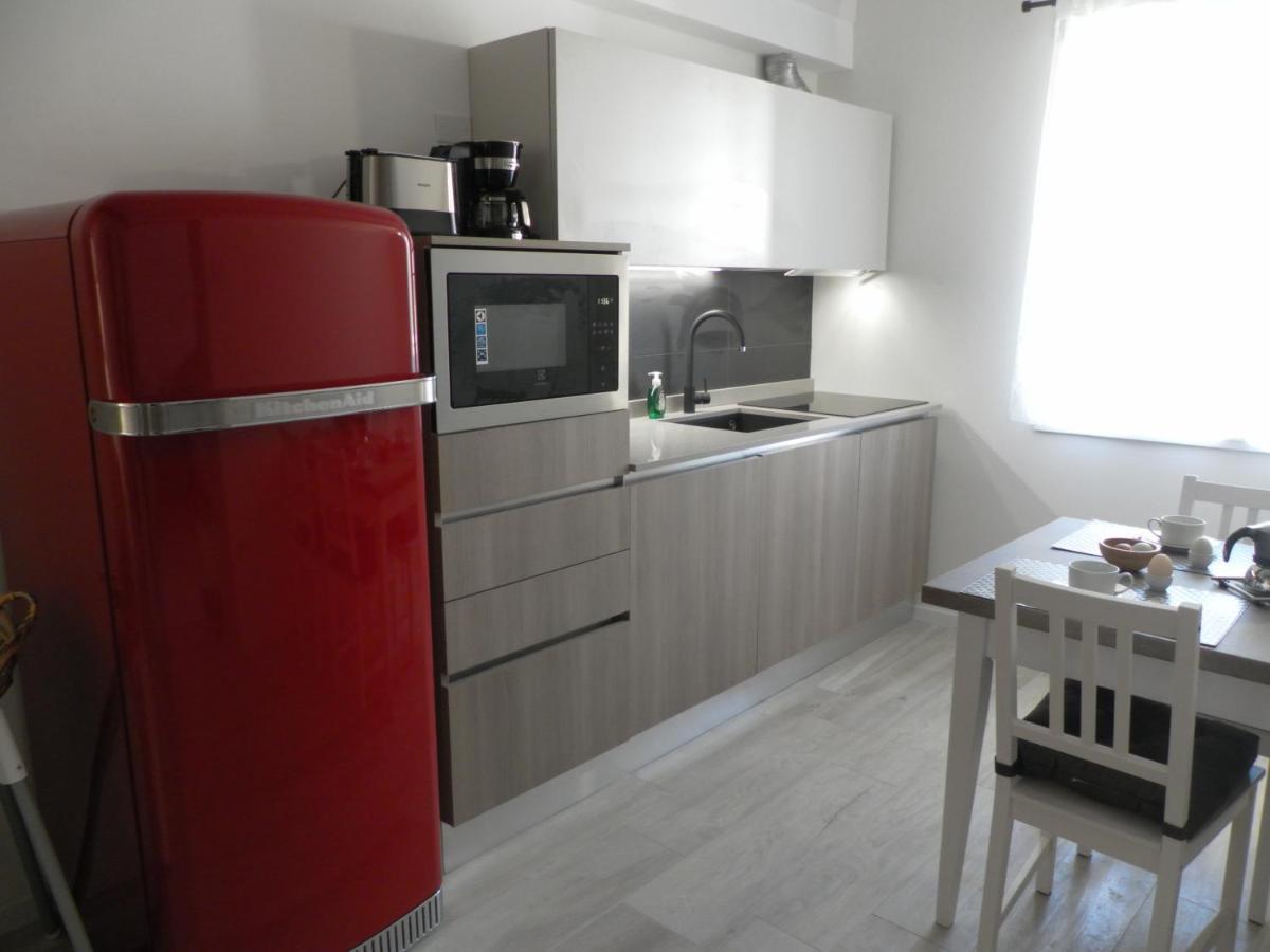 Apartamento La Casa Di Virginia Arco Exterior foto